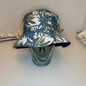 Bucket Hat size small/medium palm trees